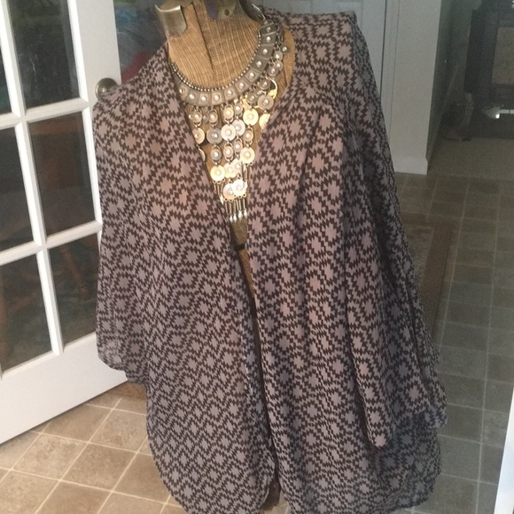 SOLD SOLD SOLD - Picture 4 of 4